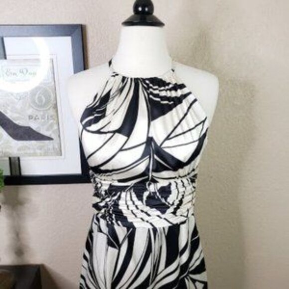 Maggy London ~ Halter Dress ~ Size 2 - Picture 3 of 4